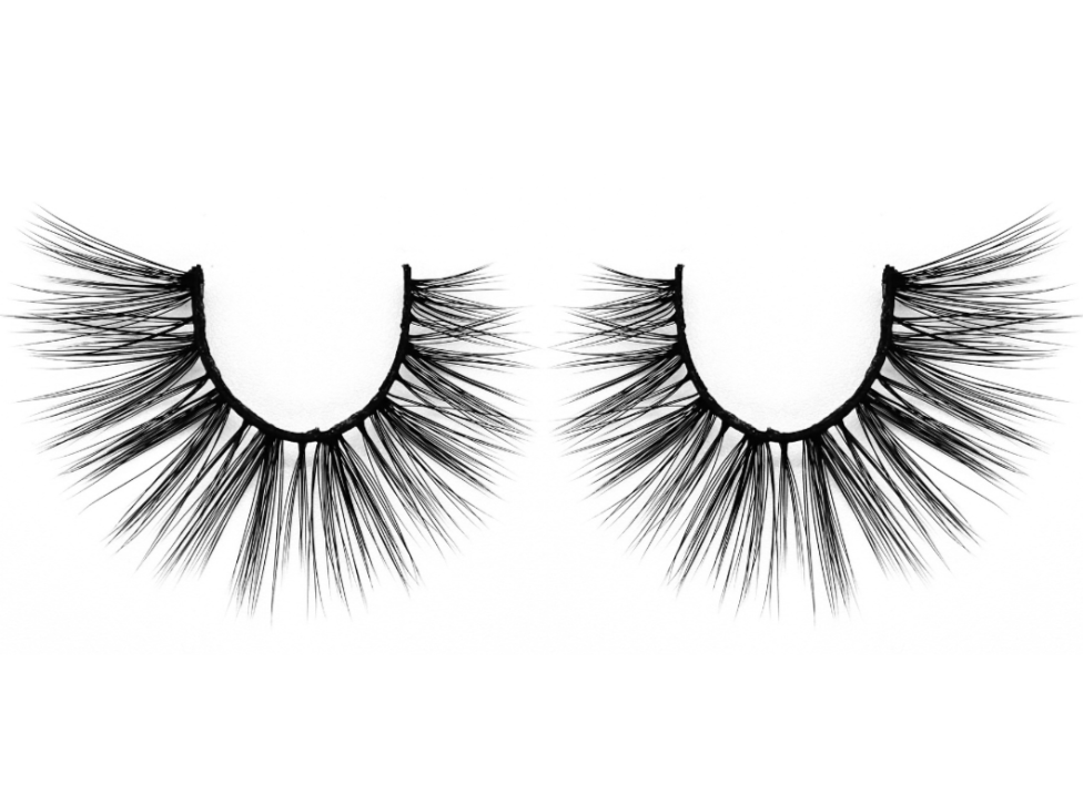 cutie lashes, natural lashes, on the daily collection